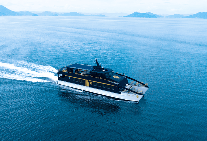 観光型高速クルーザー「SEA SPICA」