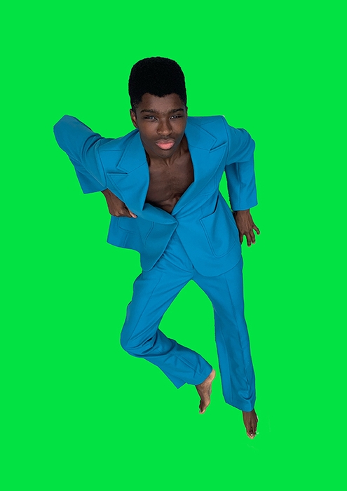 ウールブレンドジャケット¥18,999 ウールブレンド テーラードパンツ¥11,999