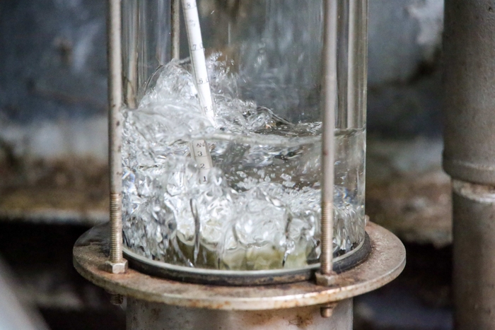 樽香の魔法、shimmerと菊之露酒造が泡盛業界に革新をもたらす ~樽香と飲みやすさが融合する泡盛の未来、樽熟成泡盛の再蒸留で驚きの味わいを~