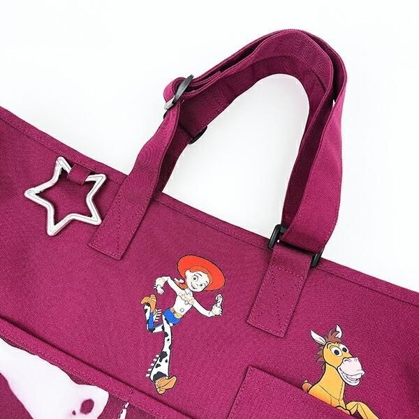 アコモデ×トイストーリーのマルチポケットトートバッグ