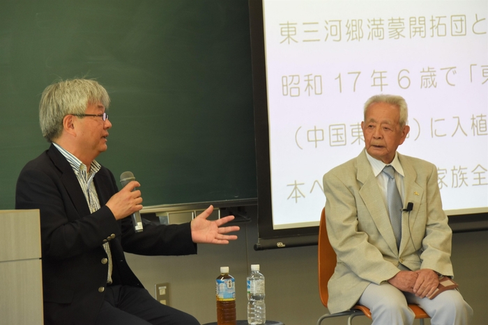 渋井教授がインタビュアーを務め進行