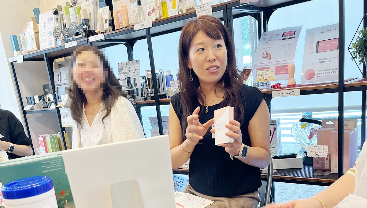 参加者からのお問合せにお答えするICHI BUNNO ICHI代表宮前さん