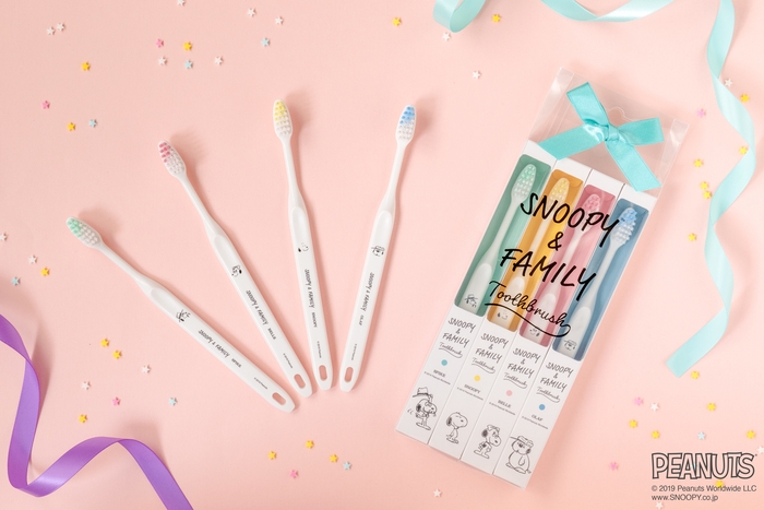 スヌーピー&ファミリー歯ブラシ