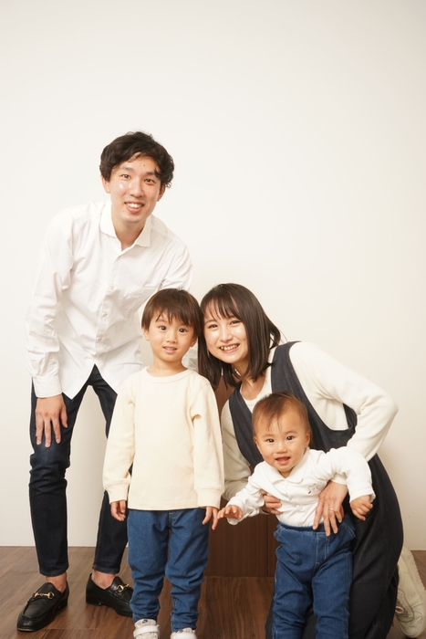 家族みんなで撮影 ※本画像は新宿店での撮影イメージです
