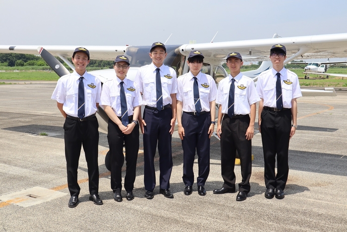 飛行操縦体験の様子