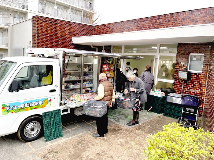 実施事例:移動販売車「上郷西ヶ谷団地」(横浜市栄区)