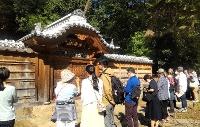 唐門・内庭ガイド(昨年度開催時の様子)