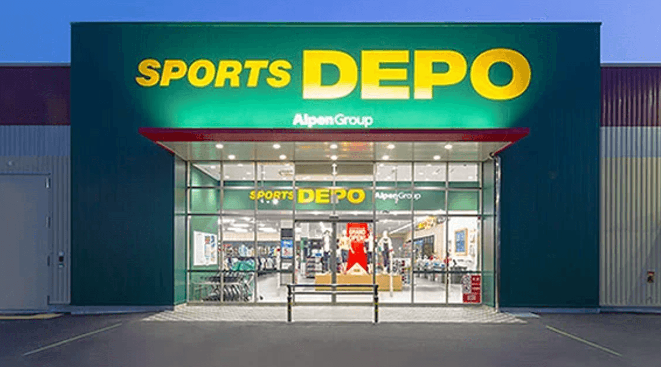 スポーツデポ天久店