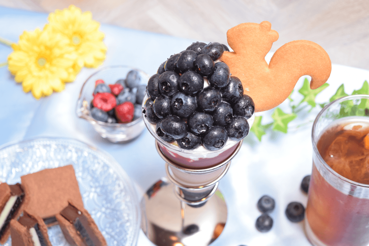 新発売!GAKUチョコレートパフェ ~信州ブルーベリー~:780円(税込)