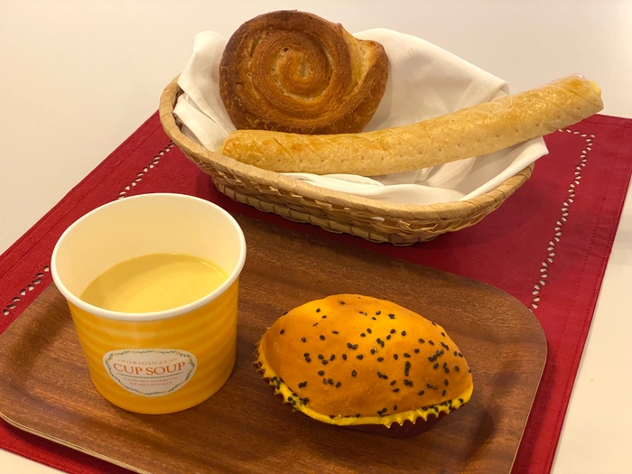 「ヤマザキパン&コーンポタージュセット」の販売
