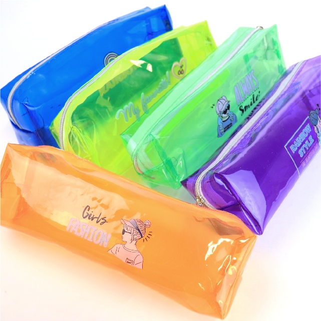 ネオンカラーペンポーチ ¥680