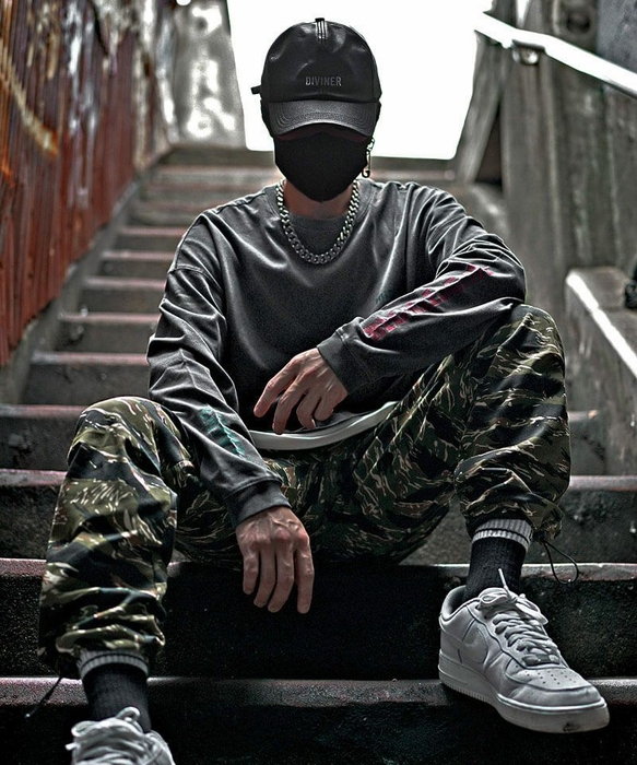 Burn Out L/TEE (ブラック)