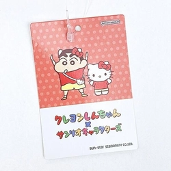 サンンリオ×クレヨンしんちゃんのレアコラボアイテム。普段見ないコラボにちょっと新鮮でかわいいアイテムです。