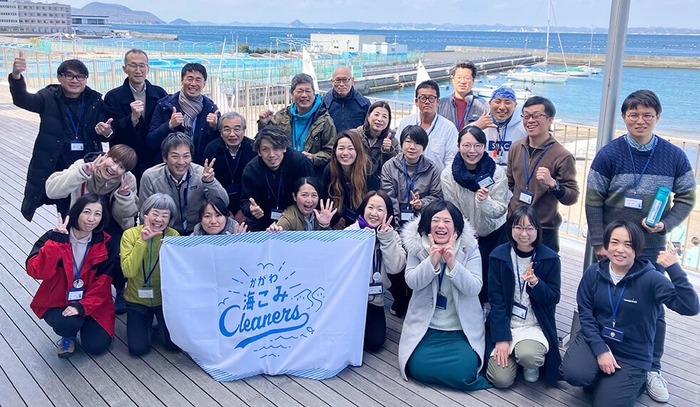 「かがわ海ごみ cleaners」の沿岸清掃活動
