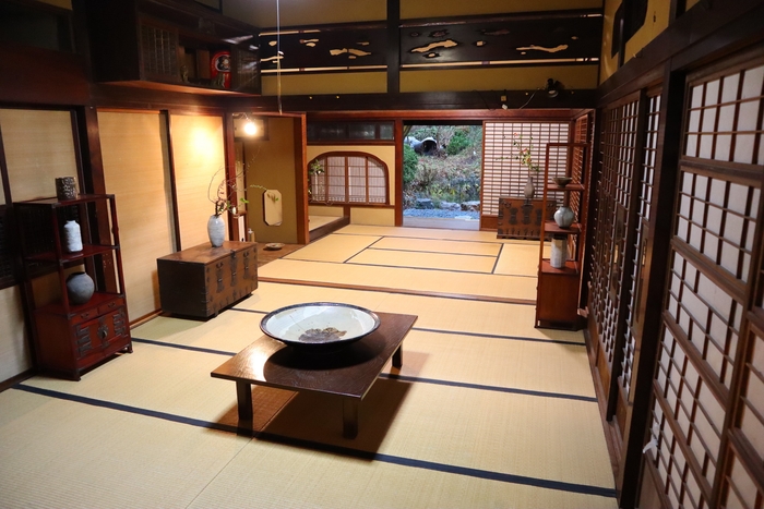 店内の「和室ギャラリー」