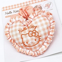 ギンガムチェックが可愛い、おソロしたいサンリオのハート型シュシュ