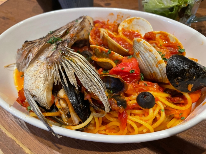 生麺使用でもちもち食感