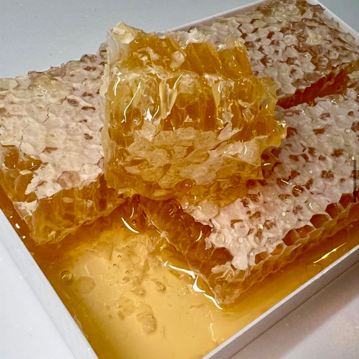 人気トッピングのコムハニー