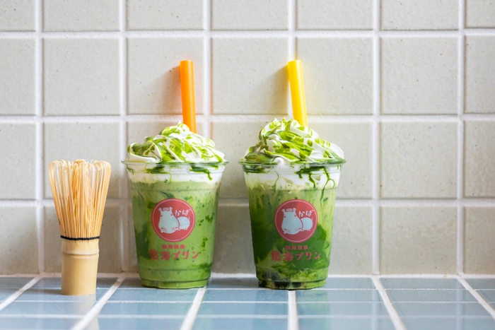 抹茶プリンプラッペ 730円(かばクッキー＋50円)