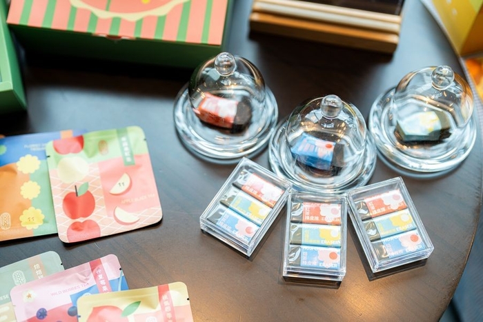 協裕製茶-お茶の香りがする消しゴム