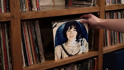 戦後80年の日本の夏物語、小西寛子『遙カノ島』8月1日発売！癒しの全6曲