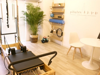 【整体×マシンピラティス】が特徴の ピラティス・トトヤセ 十三店　 「移転拡大リニューアル」3月オープン