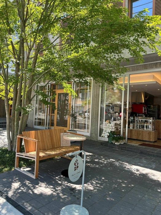 緑あふれる店舗