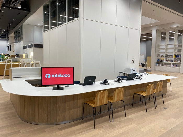 観光ラウンジ(旅工房 横浜みなとみらい支店)