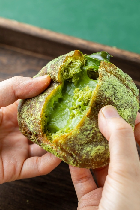 お濃茶クリーム生ドーナツ 400円