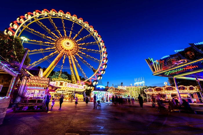 9位:テーマパーク