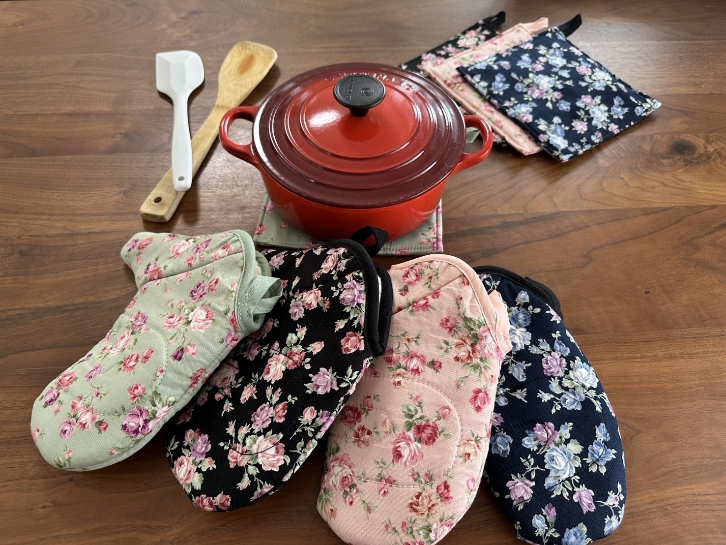 まるで素手ミトン花柄4色