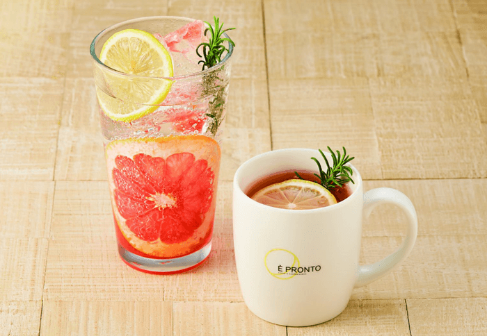 ルビーレモネード(ホット・アイス)Mサイズ550円、Lサイズ605円