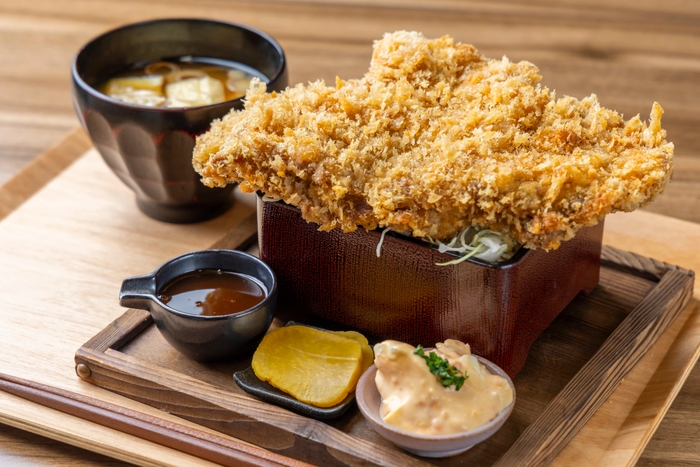 わらじかつ丼 2,530円