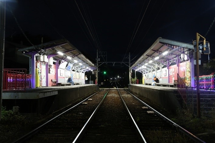 八幡前駅 (過去のクリスマス装飾)