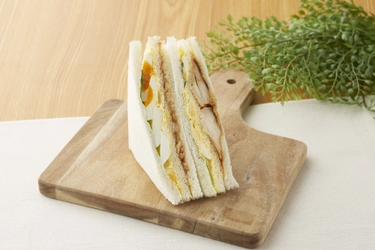  １４日間限定増量中！ゆで卵２．０倍増量※1 「照焼きチキンとたまごサンド」 ２月１１日（火）～２月２４日（月）実施