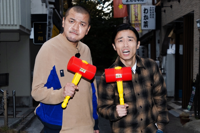 左から 竹内まなぶ・石田たくみ(カミナリ)