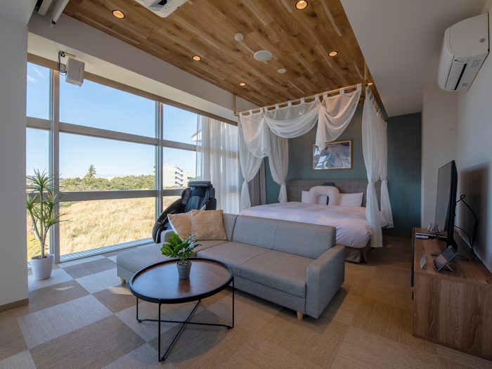 客室:ロイヤルスイート(51m2)