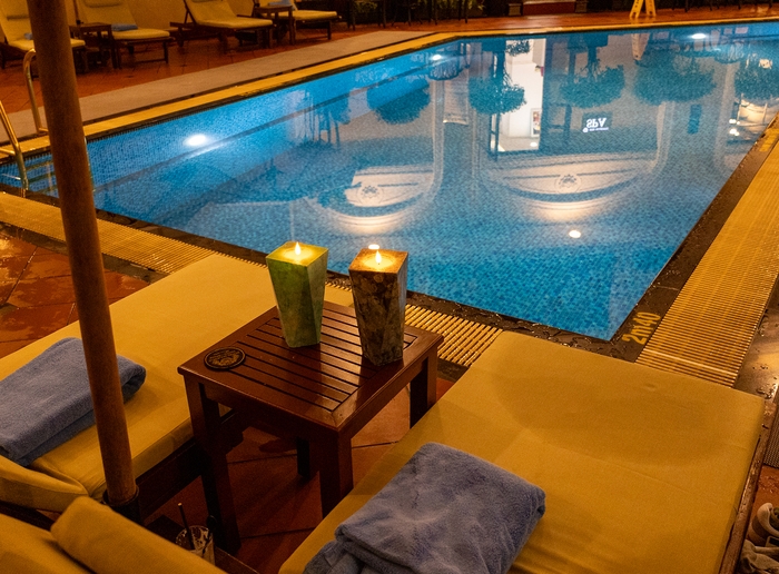 ナイトプール用LEDフレームレスキャンドル