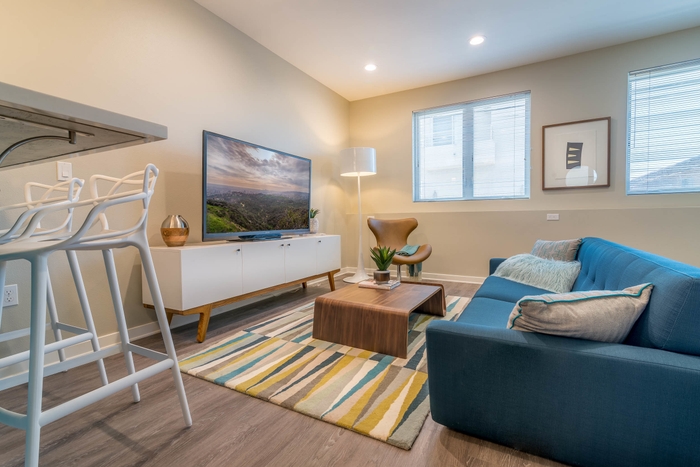 Sawtelle 居室写真