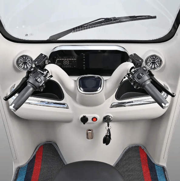 COCOシリーズ　メーターパネル付近