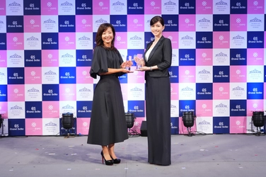 第8回「Women of Excellence Awards」Presented by Grand Seiko　女優・内田有紀さん、弁護士・菊間千乃さんが受賞