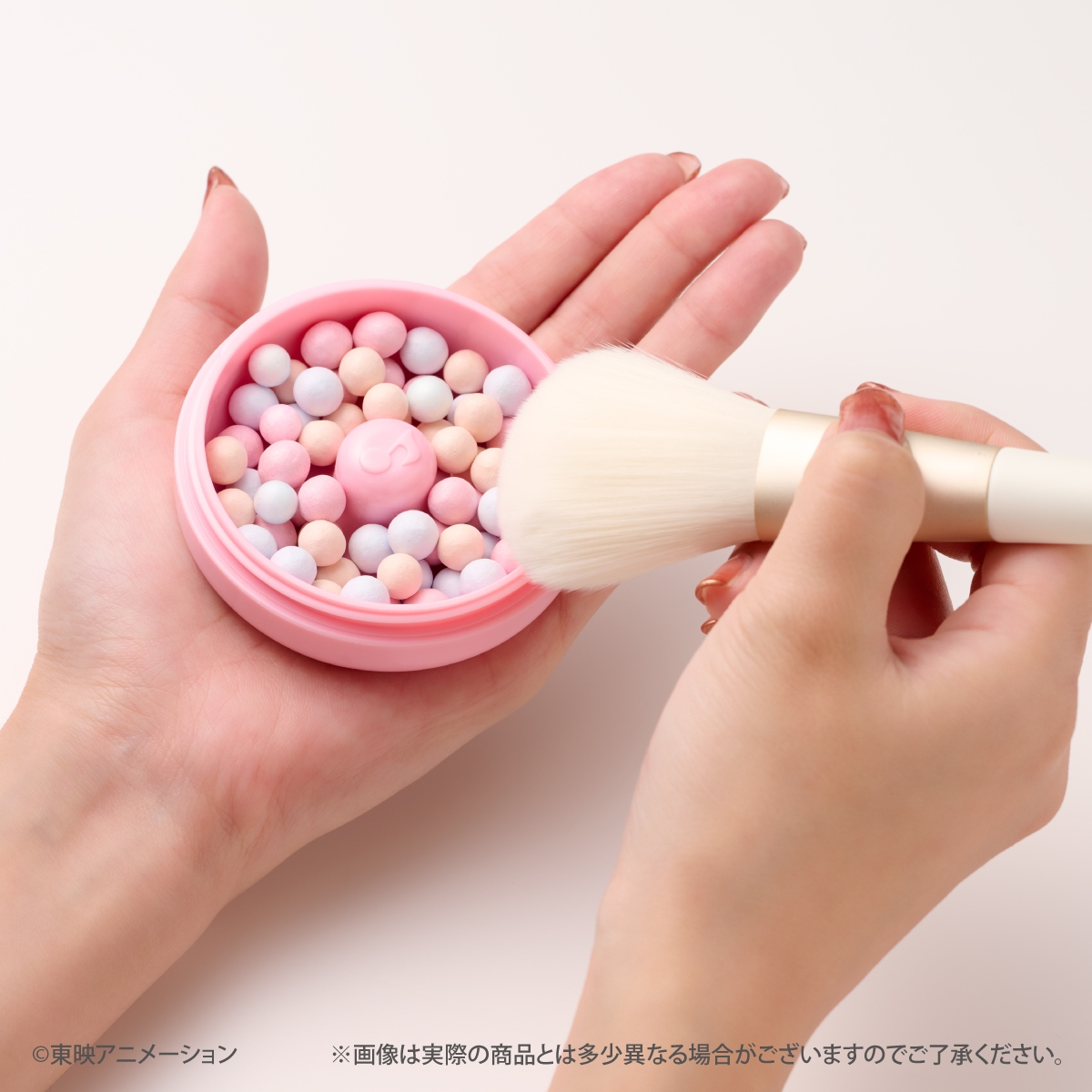 おジャ魔女どれみ Pirika Pirilala 見習いタップ カラーボールフェイスパウダー 25th anniversary ver.(使用イメージ2)