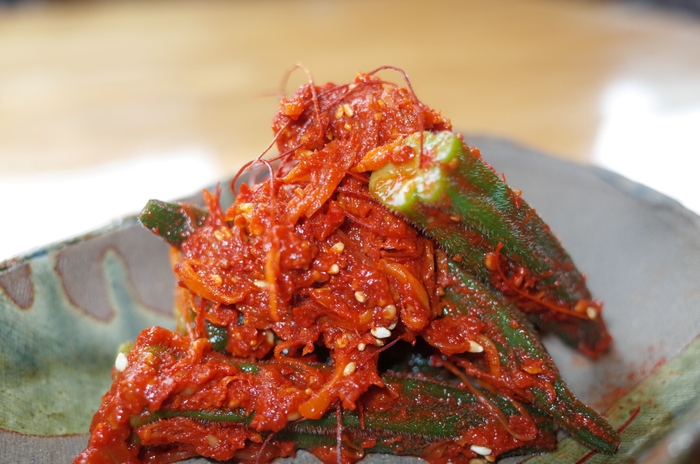 北海道・伊達産のオクラを使用した旬野菜のキムチ