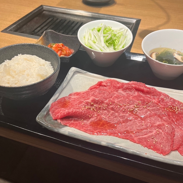 大判赤身すきしゃぶ定食　1,648円(税込)