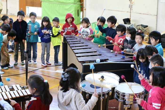 採択団体活動例(NPO法人打楽器コンサートグループ・あしあと「見て!聴いて!一緒に演奏!打楽器コンサート」)
