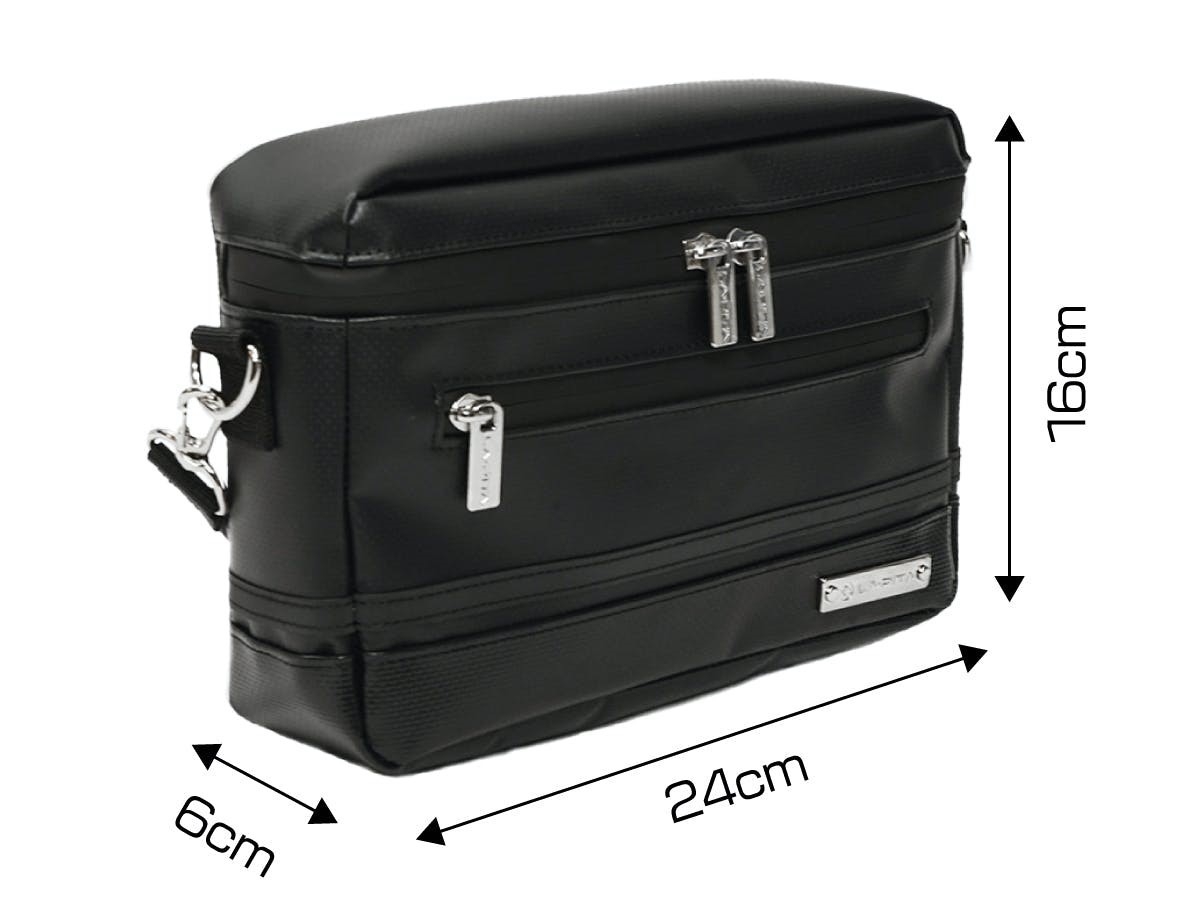 ちっちゃなフォルムに見えますが、収納力はバッチリ!