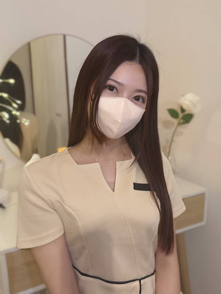 fl Notis六本木店 店長RISA