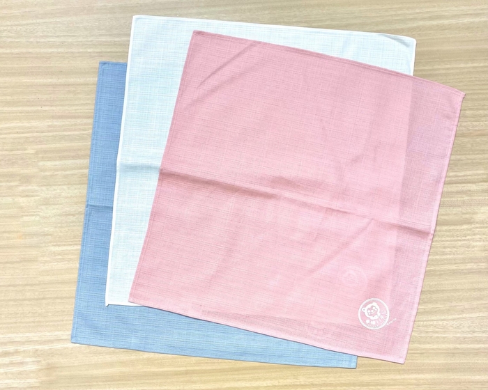 <綱具屋>東横ハチ公風呂敷(生成・ピンク・ペールブルー)
