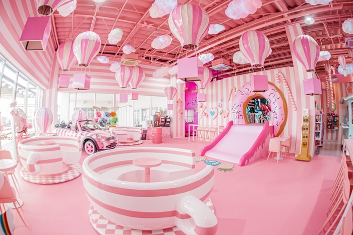 園内:The Pink Cafe 1