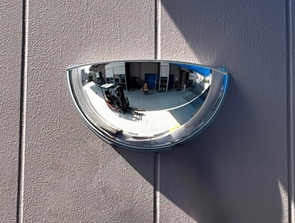 コミーの安全ミラーに「屋外用ハーフドーム」が新登場 　7/1より販売開始いたします！